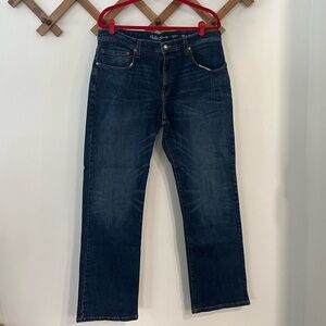 Men’s field and stream bootcut jeans size 38 x 32. Like new! Only worn once